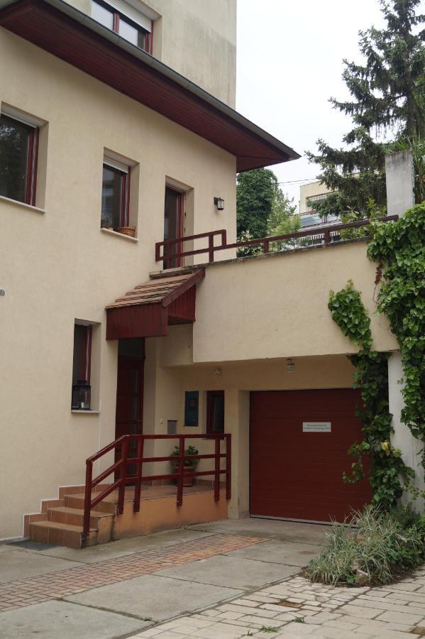 Ria'S Apartment Будапеща Екстериор снимка