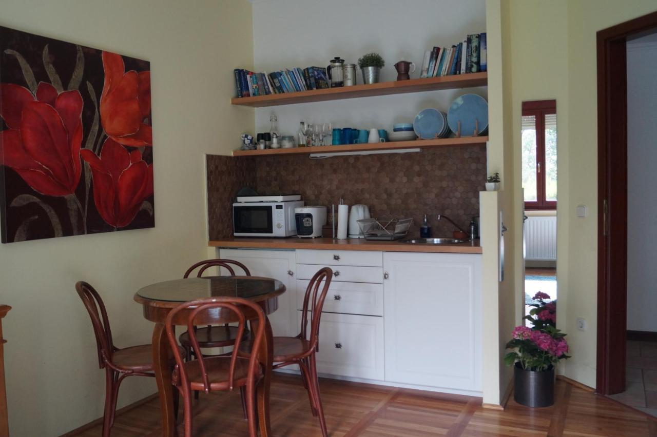Ria'S Apartment Будапеща Екстериор снимка