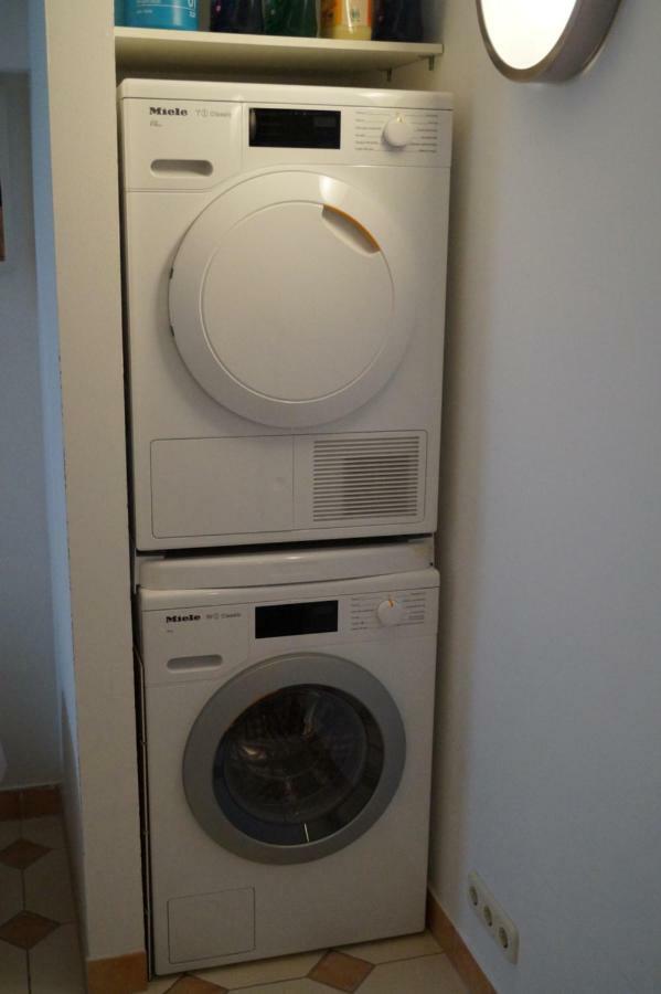 Ria'S Apartment Будапеща Екстериор снимка
